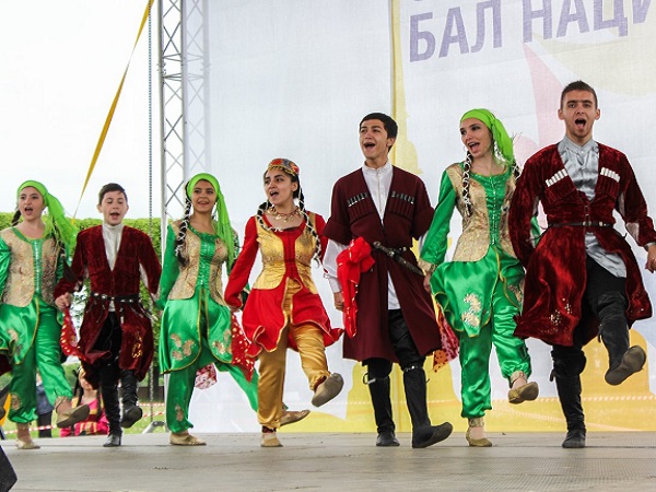 Стартовал новый фотоконкурс, посвящённый праздникам народов России