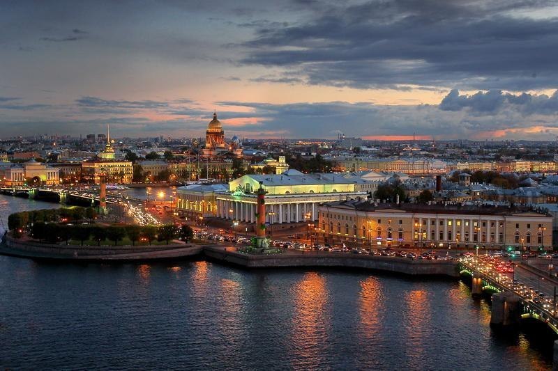 Где и когда начинался Санкт-Петербург?