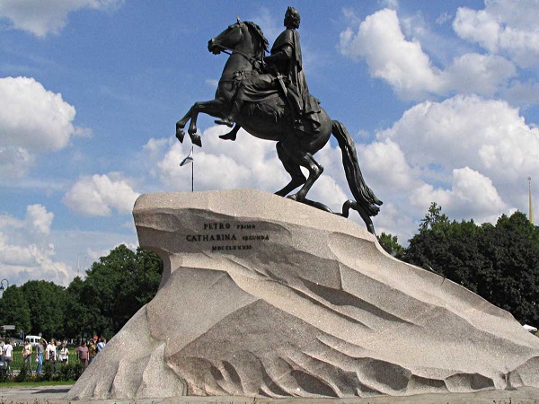 Памятник Петру I «Медный всадник»