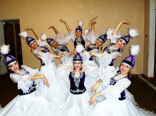Казахский танцевальный ансамбль «Арай»